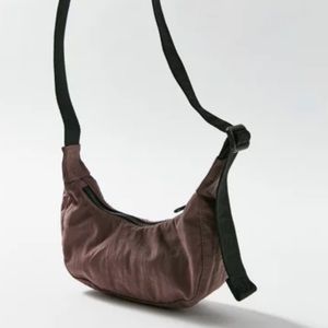 BAGGU mini crescent bag - peppercorn